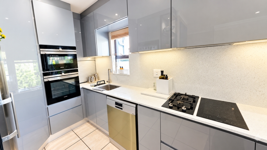 3 Bedroom Property for Sale in Plattekloof Western Cape